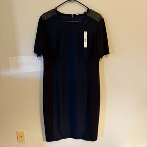 T Tahari Black and Navy Avani Dress NWT Size 14